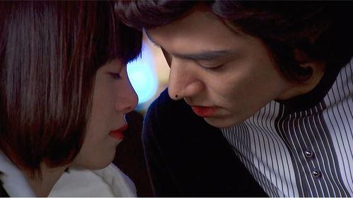 妈妈我爱你成人舞视频,成人舞中的情感共鸣与心灵触动-第2张图片-午夜无码影院 妈妈我爱你成人舞视频,成人舞中的情感共鸣与心灵触动-第2张图片-午夜无码影院