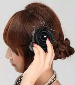 发饰成人戴法图解视频,轻松打造时尚造型-第3张图片-午夜无码影院 发饰成人戴法图解视频,轻松打造时尚造型-第3张图片-午夜无码影院