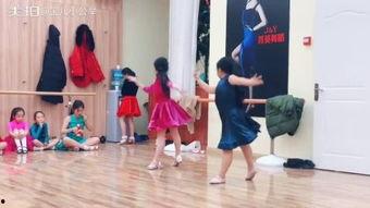 独舞成人技巧视频大全集,解锁舞蹈魅力,成就舞林高手-第2张图片-午夜无码影院 独舞成人技巧视频大全集,解锁舞蹈魅力,成就舞林高手-第2张图片-午夜无码影院