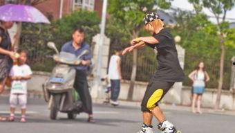 成人 轮滑 初学视频大全,全方位视频教程大盘点-第1张图片-午夜无码影院