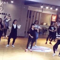 夏天成人简单舞蹈视频,跟随简单舞蹈视频轻松入门-第2张图片-午夜无码影院 夏天成人简单舞蹈视频,跟随简单舞蹈视频轻松入门-第2张图片-午夜无码影院