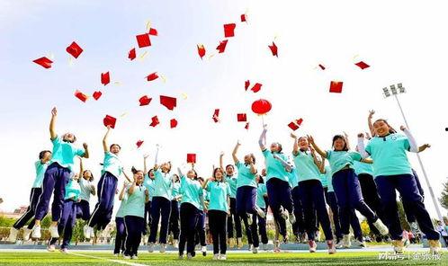 成人礼打光视频,青春绽放，光影见证-第2张图片-午夜影院