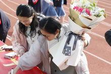 成人礼打光视频,青春绽放，光影见证-第3张图片-午夜影院