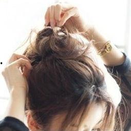 发箍女款成人编发视频,优雅造型轻松get-第3张图片-午夜影院