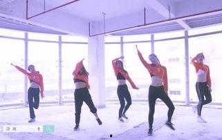 宣传学校创意视频跳舞成人,舞出精彩人生——校园创意舞蹈视频启示录-第1张图片-午夜影院