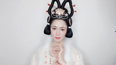 扇子造型成人旗袍教程视频-第2张图片-午夜影院