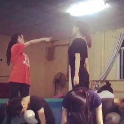 元旦成人舞蹈简易视频-第1张图片-午夜影院